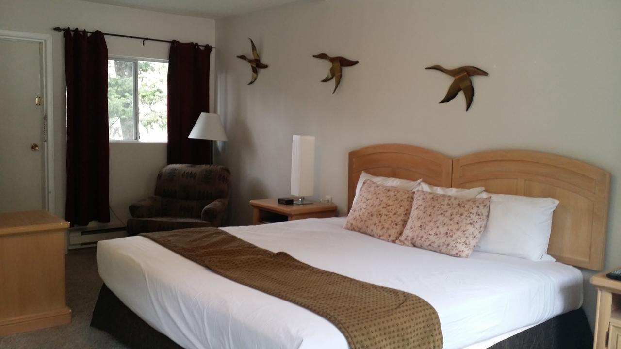 Appletree Inn Radium Hot Springs Esterno foto